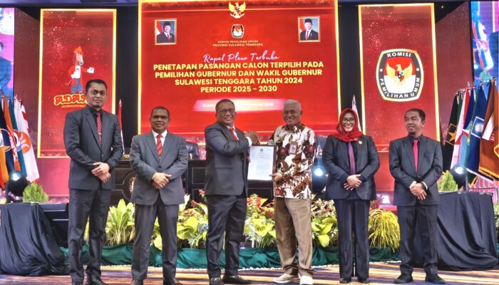 KPU Sultra menyerahkan keputusan penetapan pasangan terpilih Gubernur dan Wakil Gubernur Sultra kepada Pemprov Sultra.