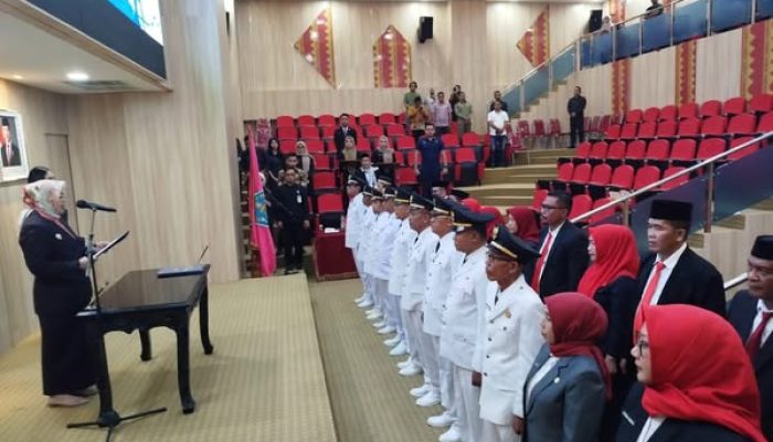 Lantik 24 Pejabat, Wali Kota Kendari Tekankan Segera Jalankan Tugas