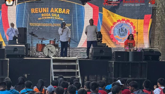 Hadir di Reuni SMK 2 Kendari, KPU Sultra Perkuat Nilai Demokrasi pada Pelajar